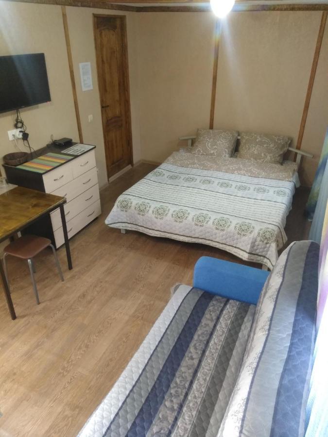 Гостевой Дом Ксения Hotel Sukhumi Luaran gambar