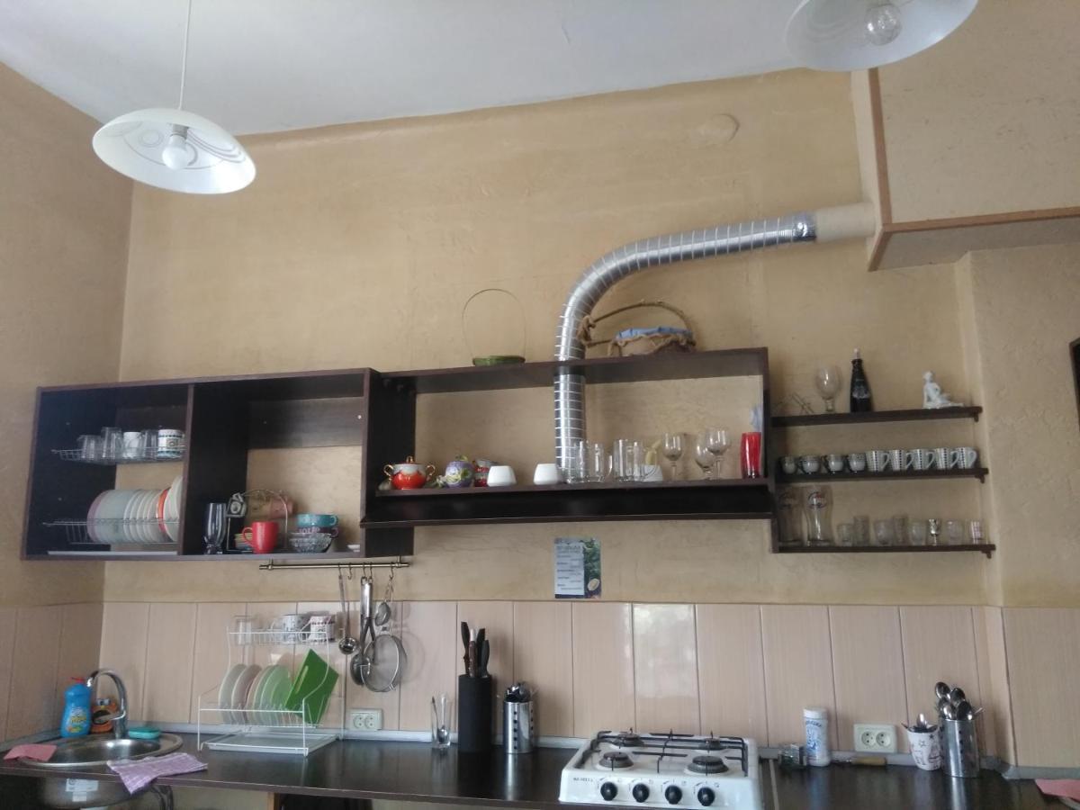 Гостевой Дом Ксения Hotel Sukhumi Luaran gambar